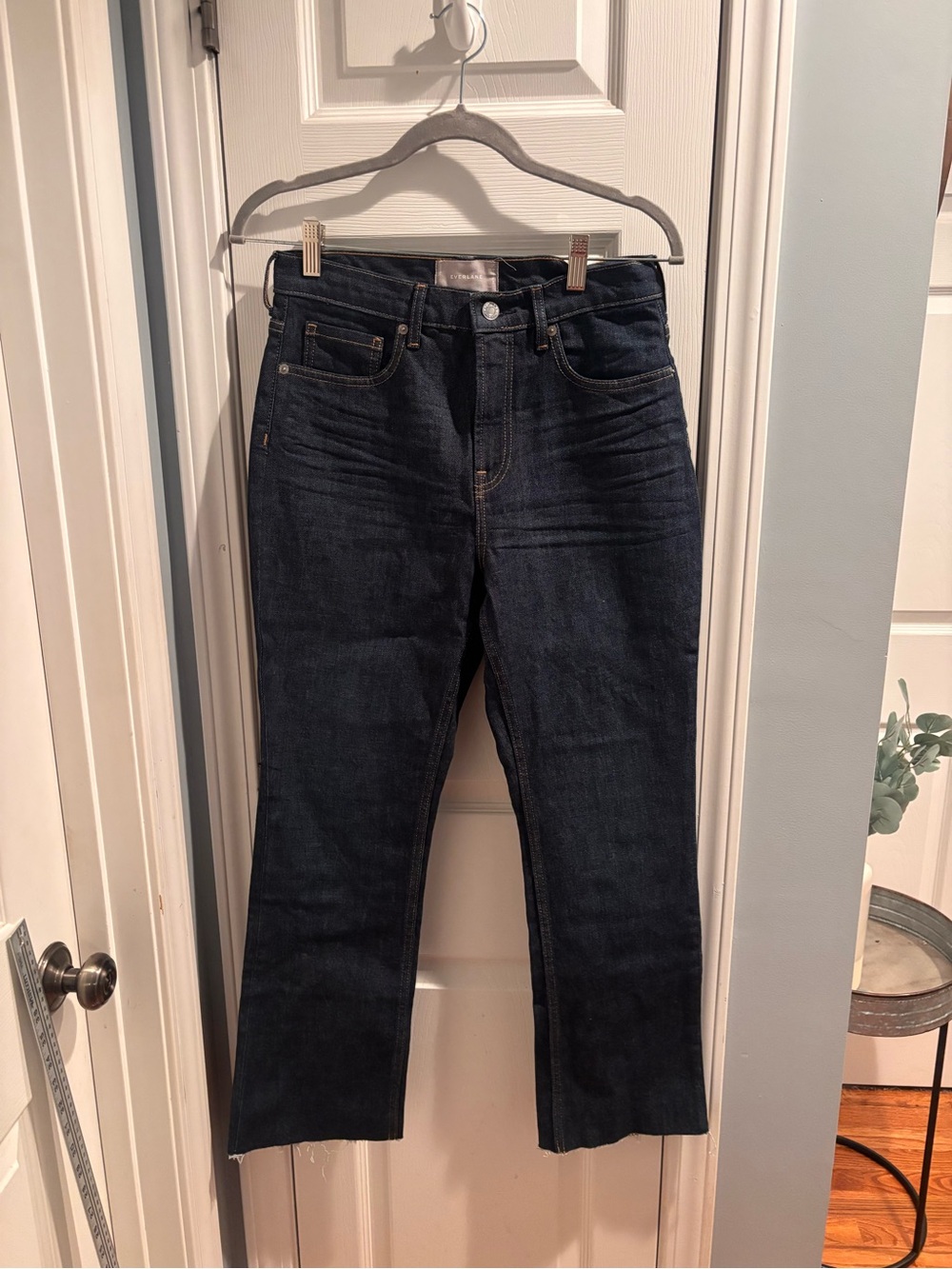 Everlane Women’s Straight Dark Indigo Cropped Raw Hem Jeans